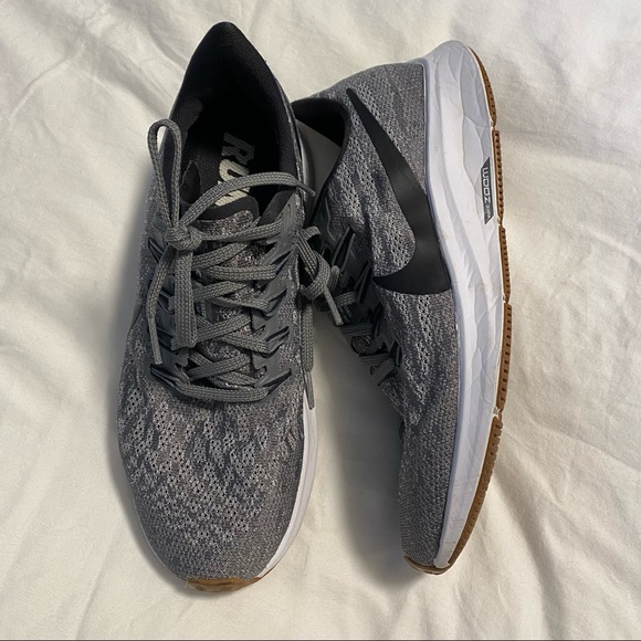 Nike Pegasus Runners - Picture 5 of 5